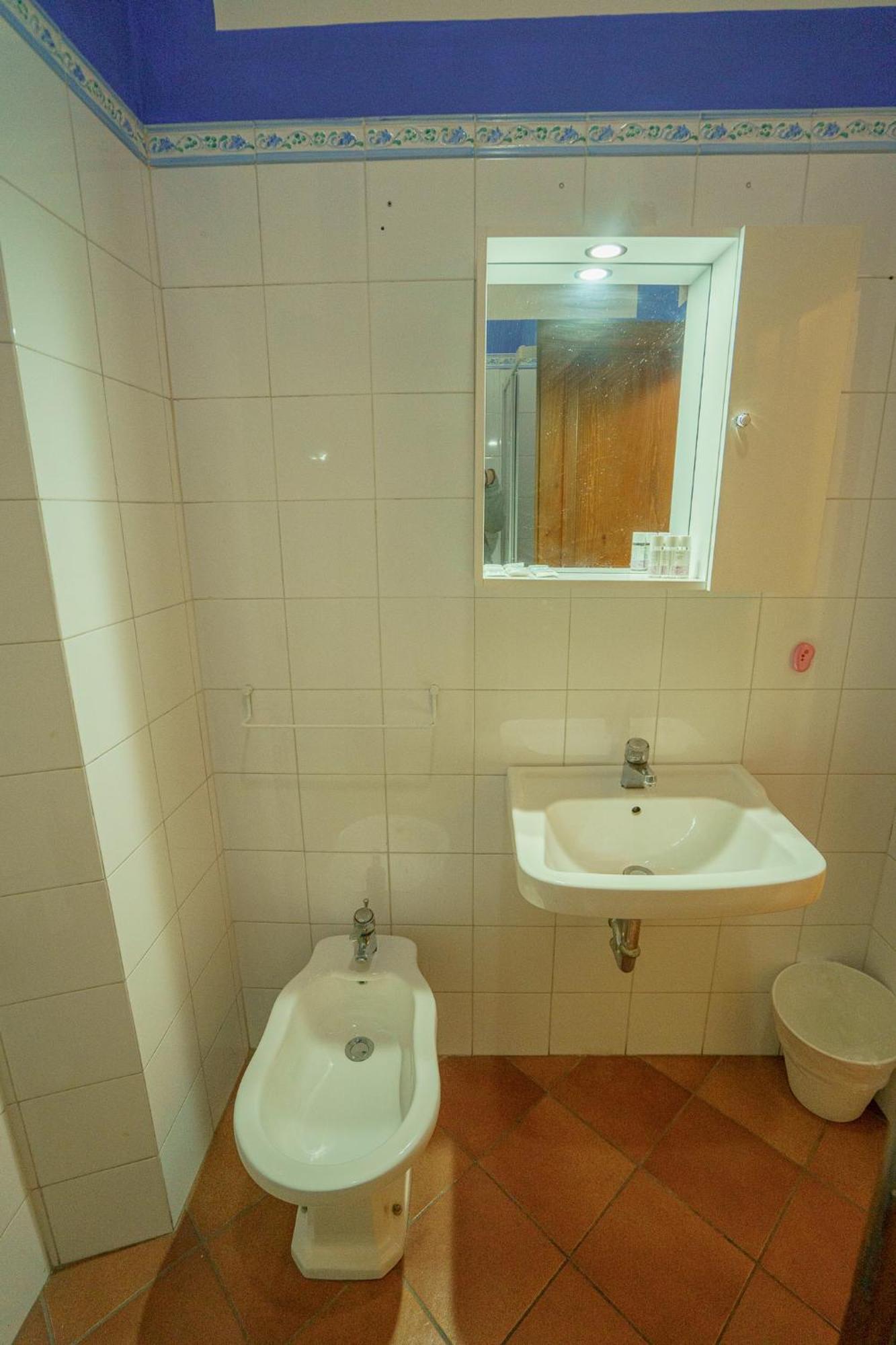 Appartement Tranquil Flat Near Museums&Train Station à Florence Extérieur photo