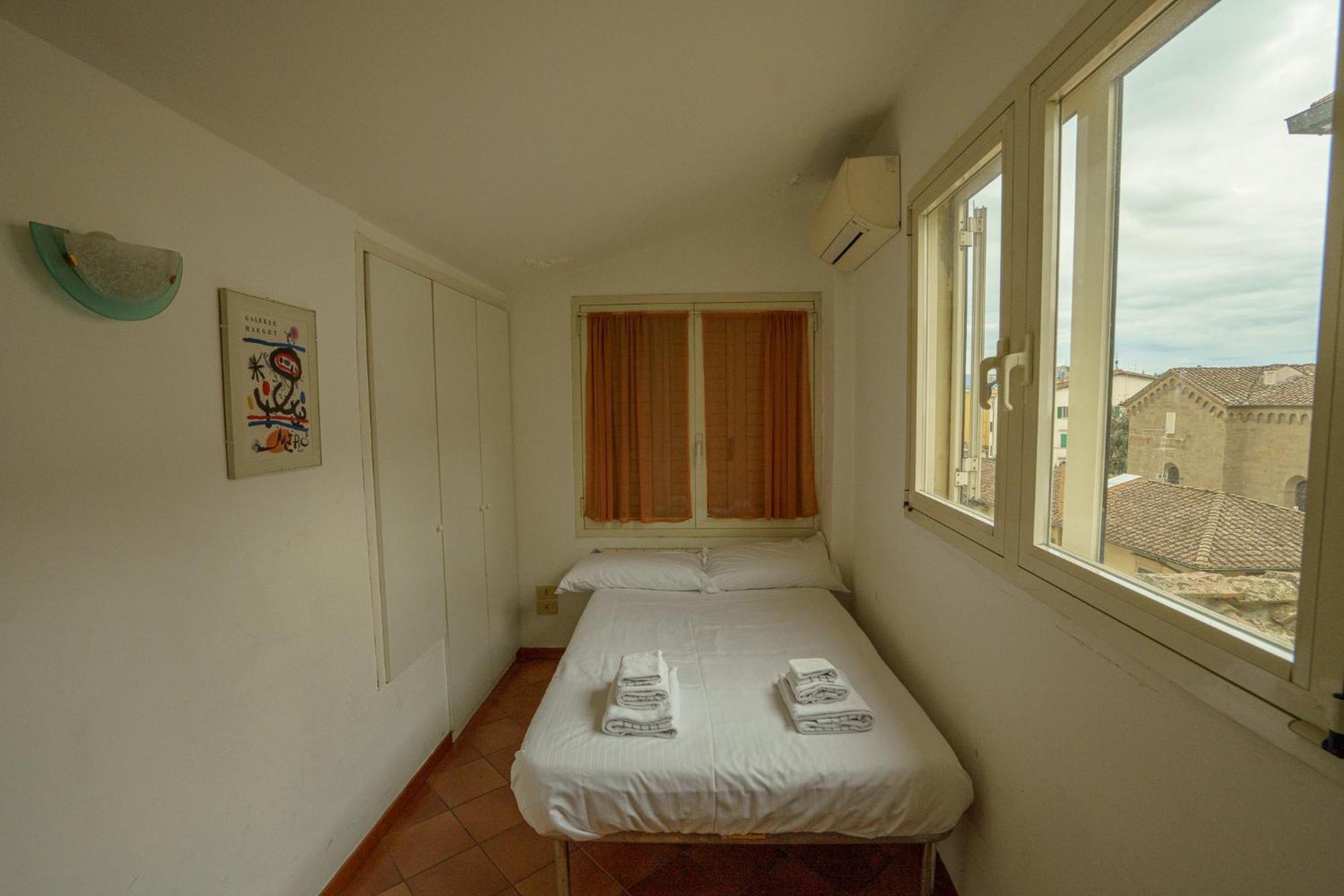 Appartement Tranquil Flat Near Museums&Train Station à Florence Extérieur photo