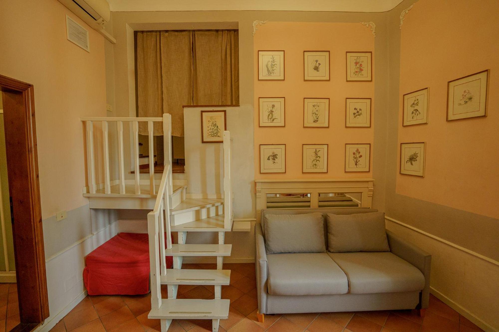 Appartement Tranquil Flat Near Museums&Train Station à Florence Extérieur photo