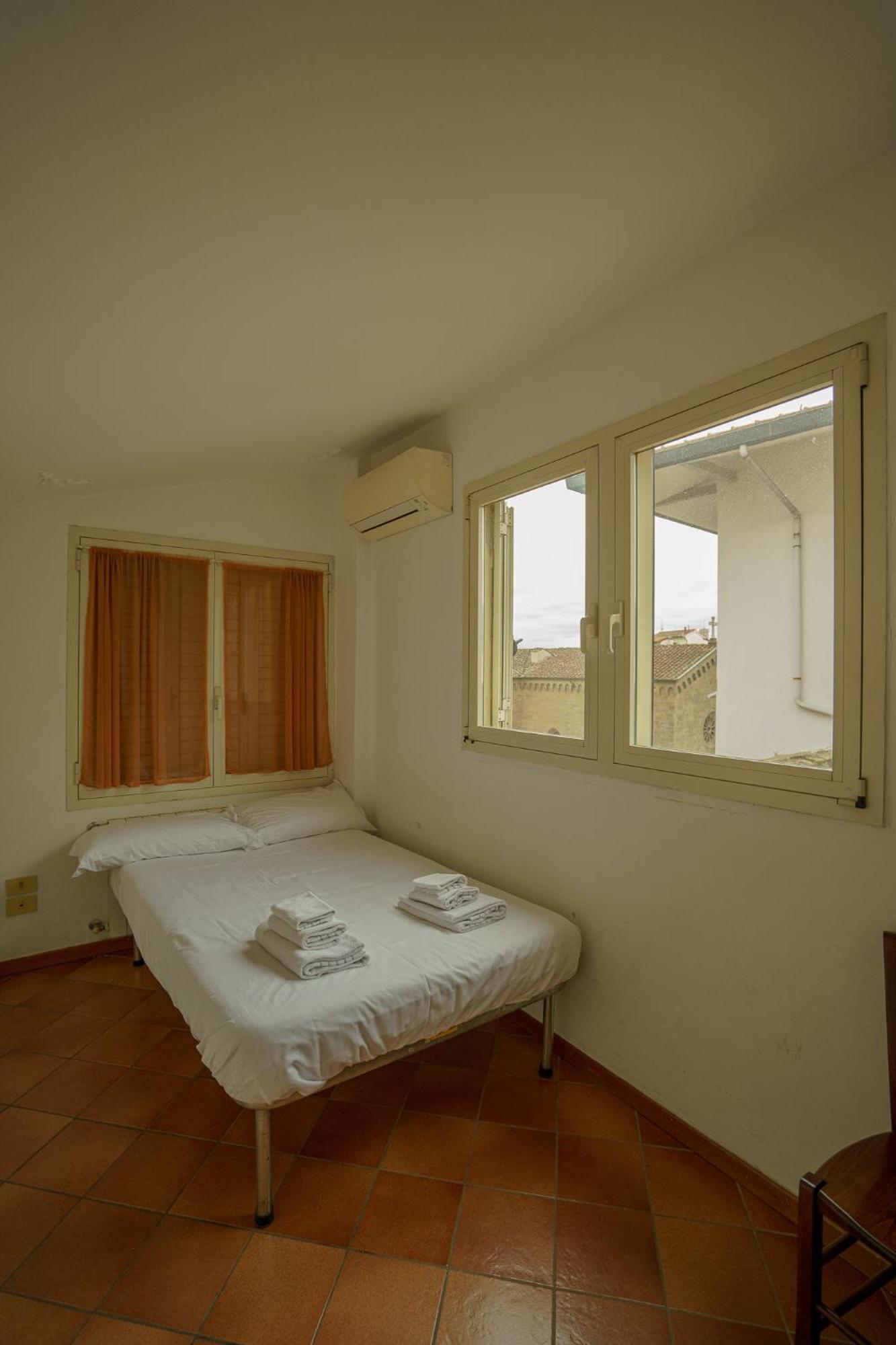 Appartement Tranquil Flat Near Museums&Train Station à Florence Extérieur photo