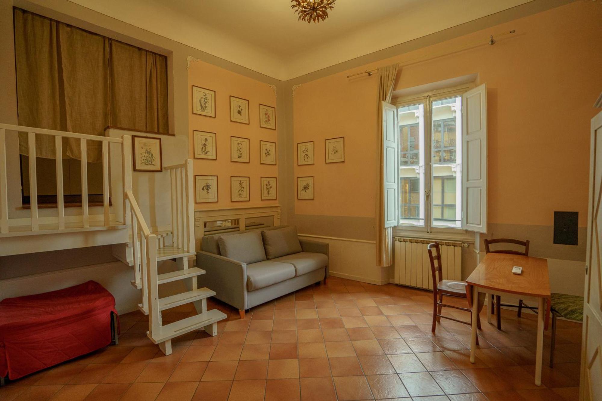 Appartement Tranquil Flat Near Museums&Train Station à Florence Extérieur photo